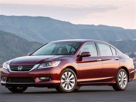 For an in-depth side-by-side. . Kelley blue book honda accord